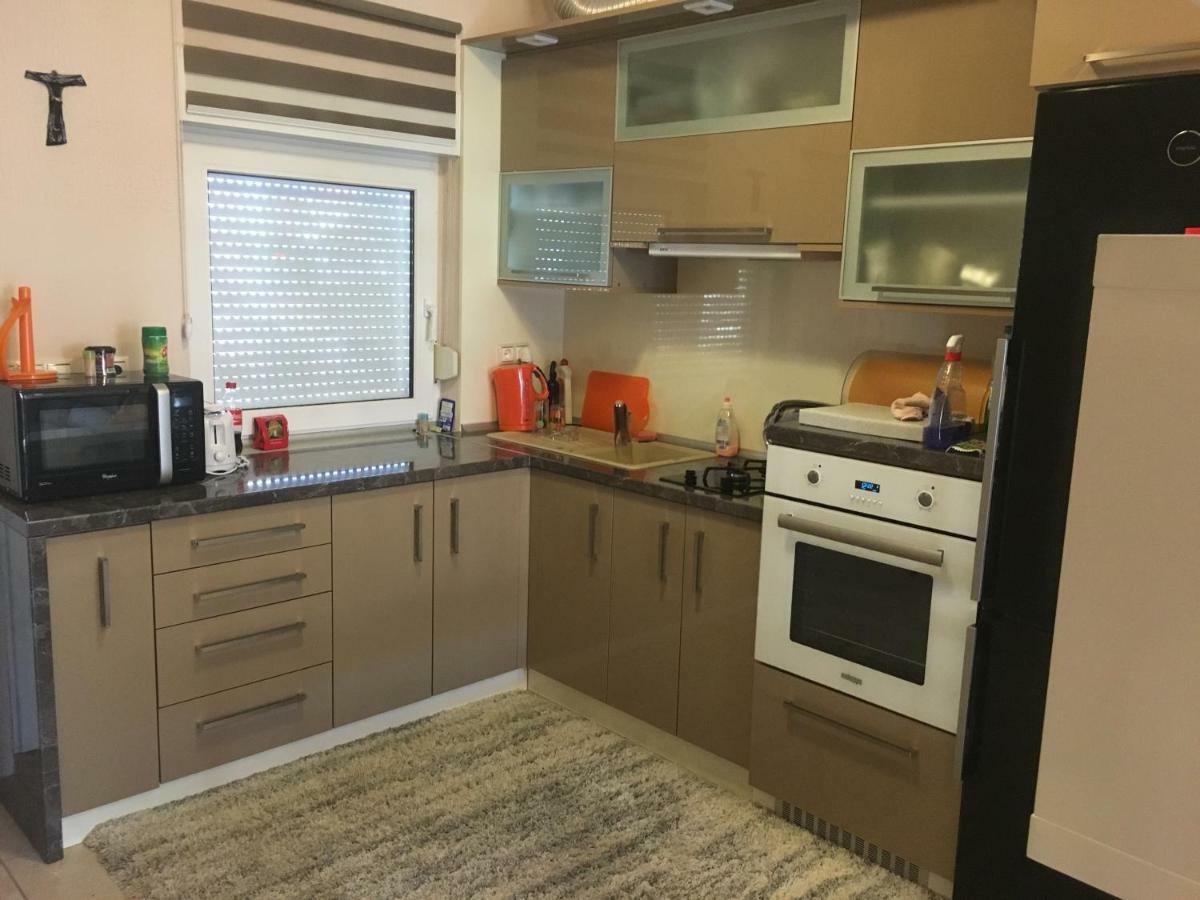 ויר Apartman Petra 1 מראה חיצוני תמונה